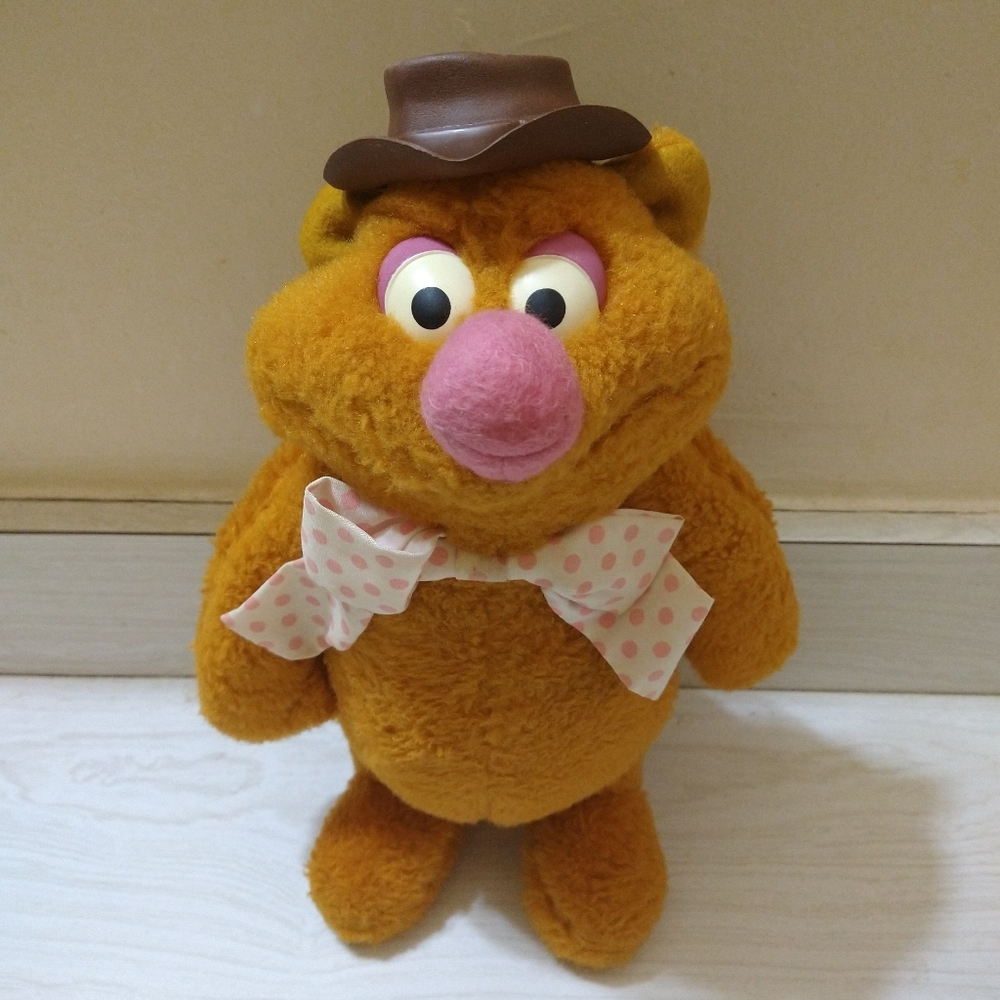 Vintage 1976 Fozzie Bear #851 Muppet Toy Plush Doll